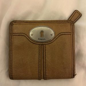 Fossil wallet